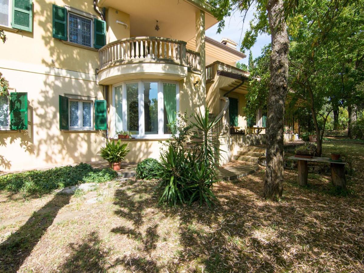Belvilla By Oyo Villa Montegiove Фано Екстериор снимка