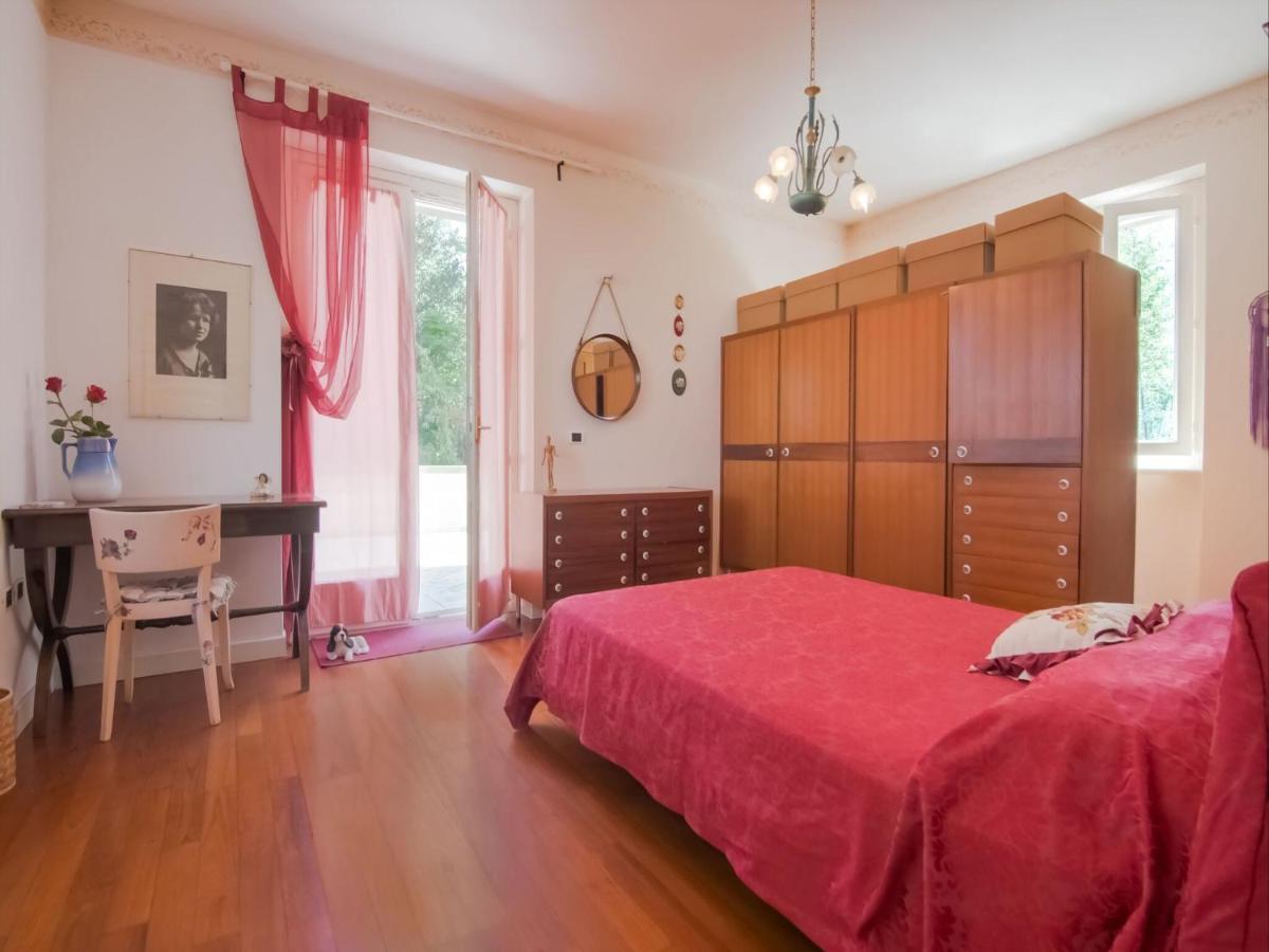 Belvilla By Oyo Villa Montegiove Фано Екстериор снимка